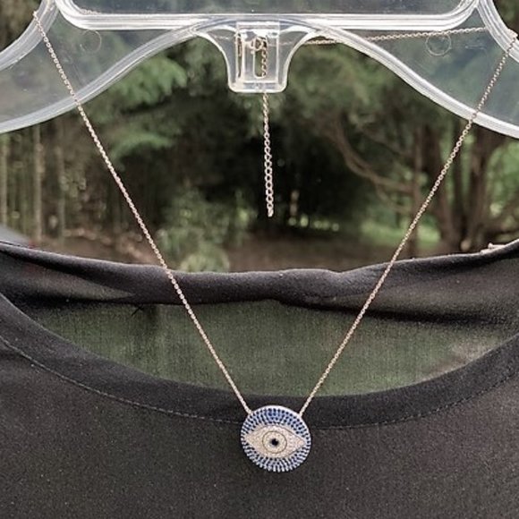 Lovely God's Eye/Evil Eye Necklace - Picture 2 of 3